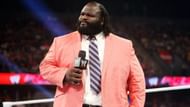 If this isn't his ensemble for the induction, we should all cancel our Network subscriptions.